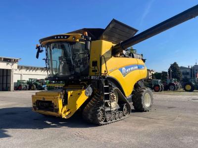 New Holland CR 9.90