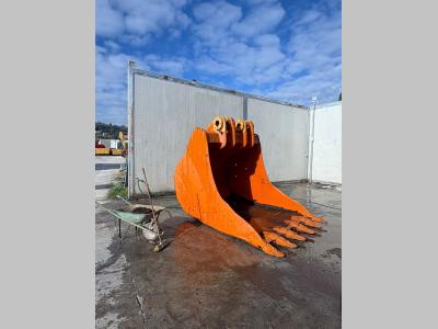 Benna da scavo in vendita da B.T. Macchine Srl