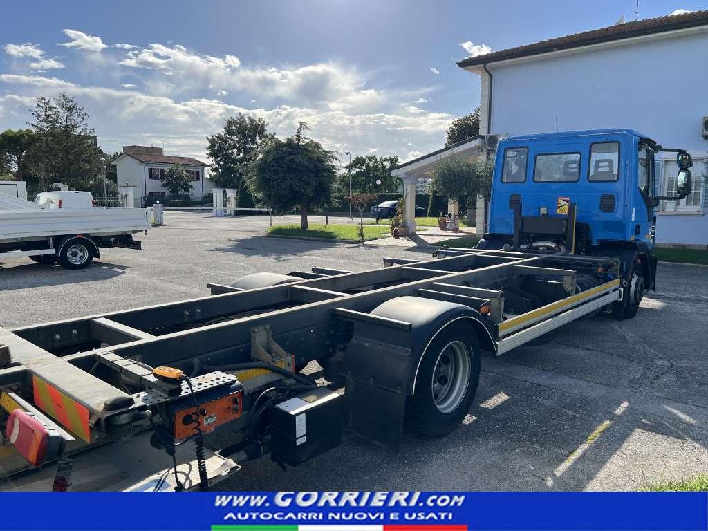 Iveco EUROCARGO 120-250P Foto 3