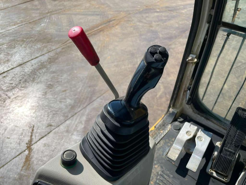 Liebherr R944C Foto 26