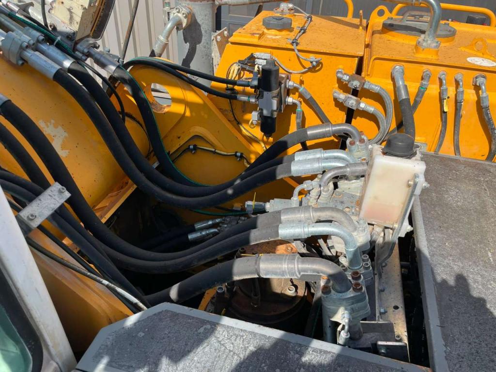Liebherr R944C Foto 30
