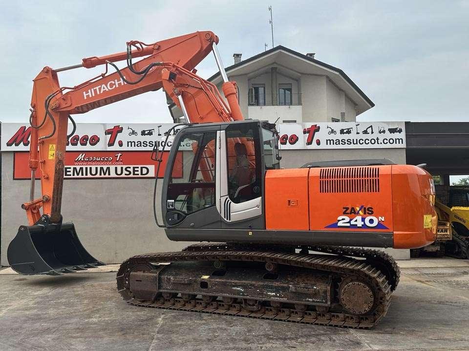 Hitachi ZX240N-3 Foto 3
