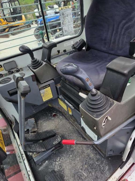 Takeuchi TB153 Foto 5