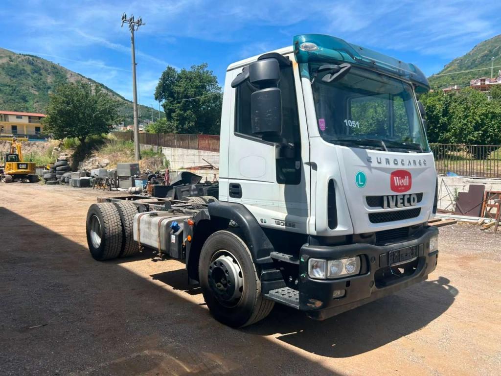 Iveco EUROCARGO 180E32 Foto 7