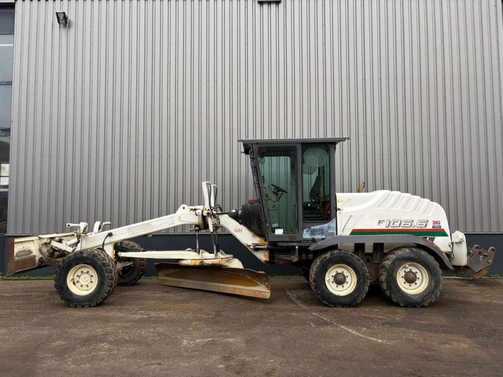 New Holland F106.6/A Foto 1