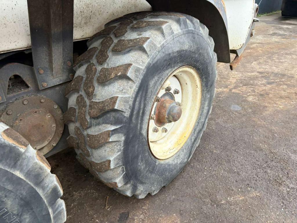 New Holland F106.6/A Foto 17