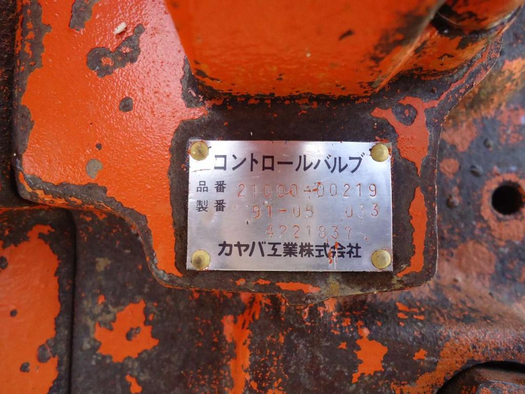 Distributore idraulico per Fiat Hitachi FH200 Foto 4