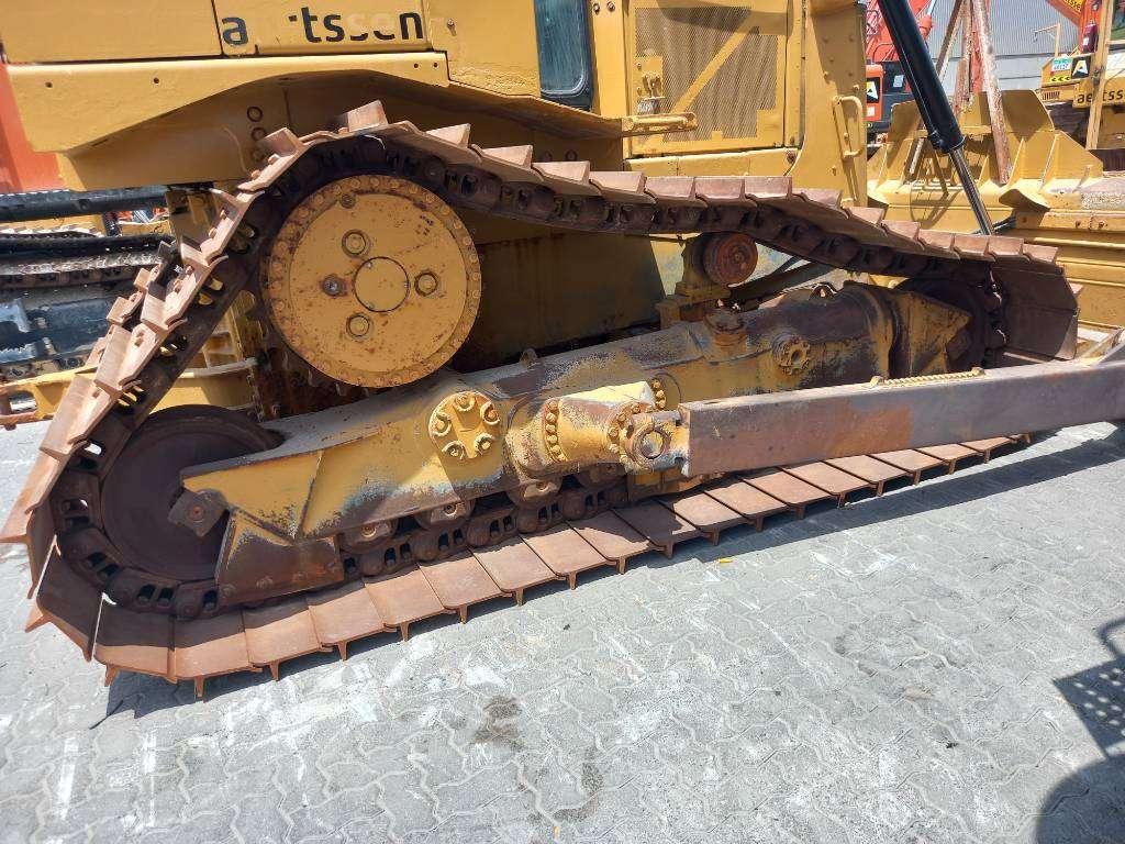 Caterpillar D6R LGP (EXW - Abu Dhabi) Foto 6