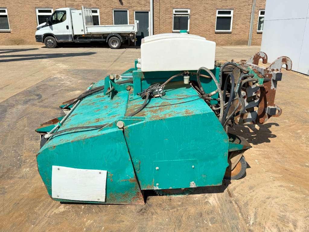 SMB UKM 2.5 - Sweeper / Kehrmaschine / Veegmachine Foto 4