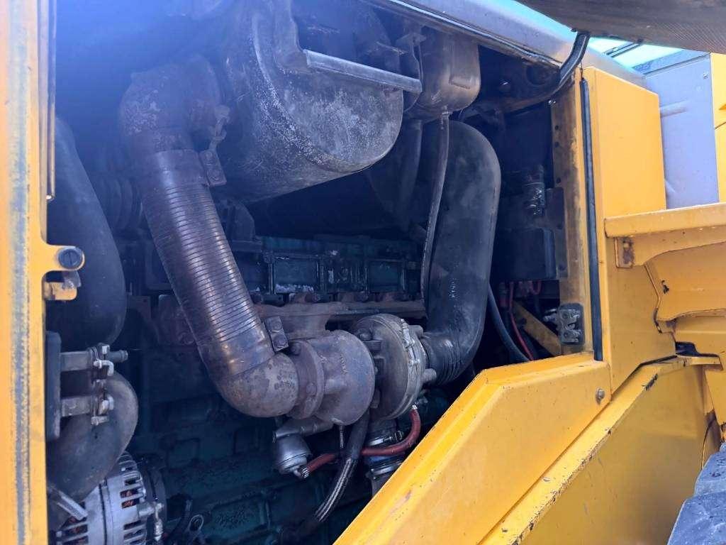 Volvo L120F Foto 18