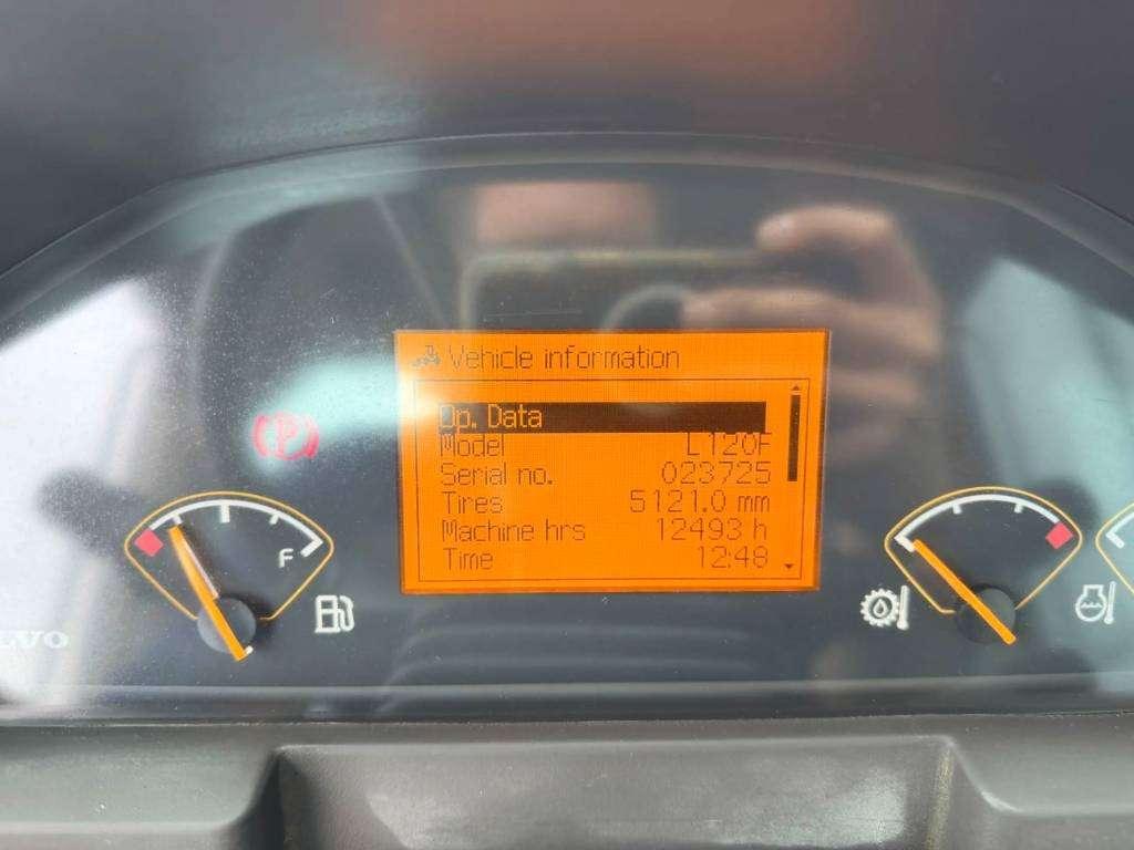 Volvo L120F Foto 26
