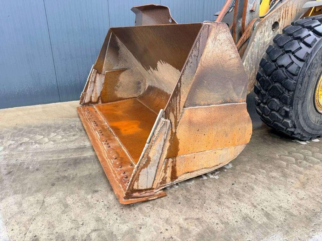Volvo L120F Foto 30