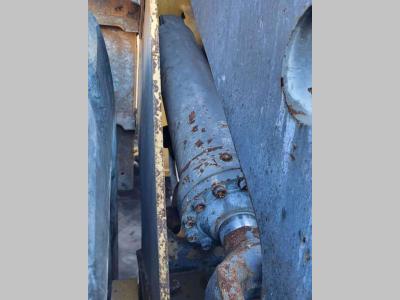 Volvo lift cylinder 17230574 for Volvo L180G, L180H in vendita da Balavto