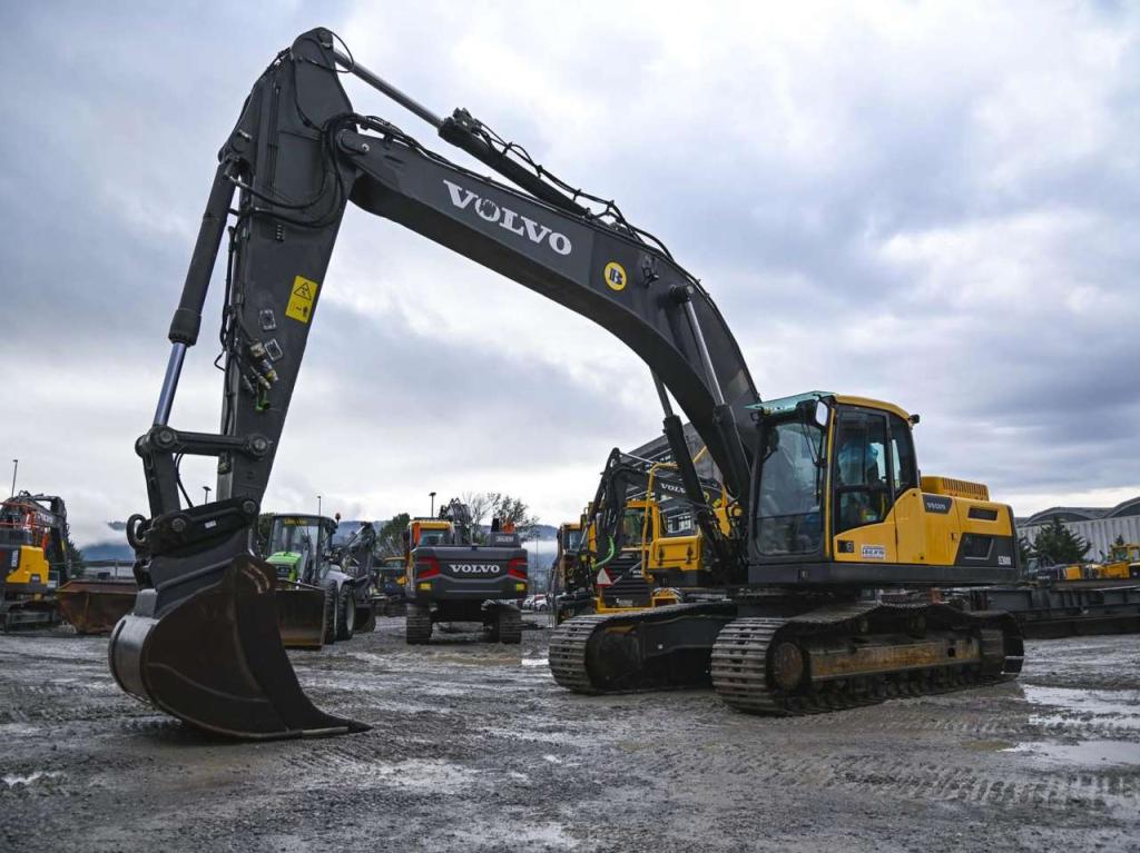 Volvo EC300DNL Foto 1