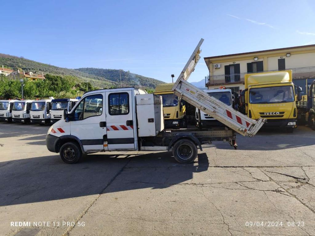 Iveco DAILY 35C12 Foto 16