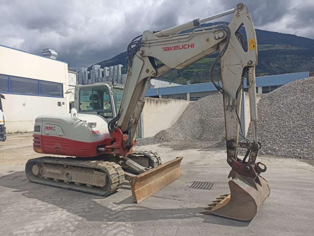 Takeuchi TB 290 Foto 4