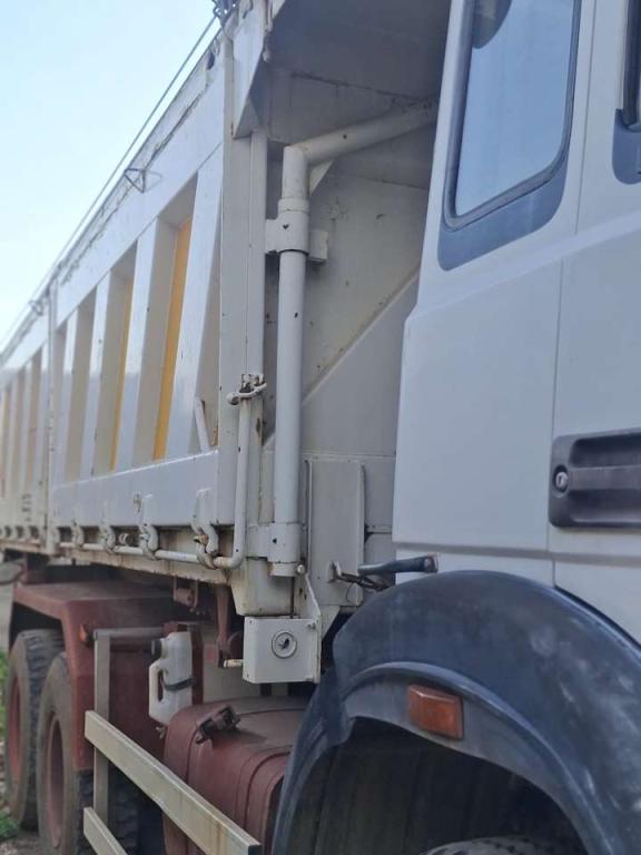 Iveco 330-30 Foto 4