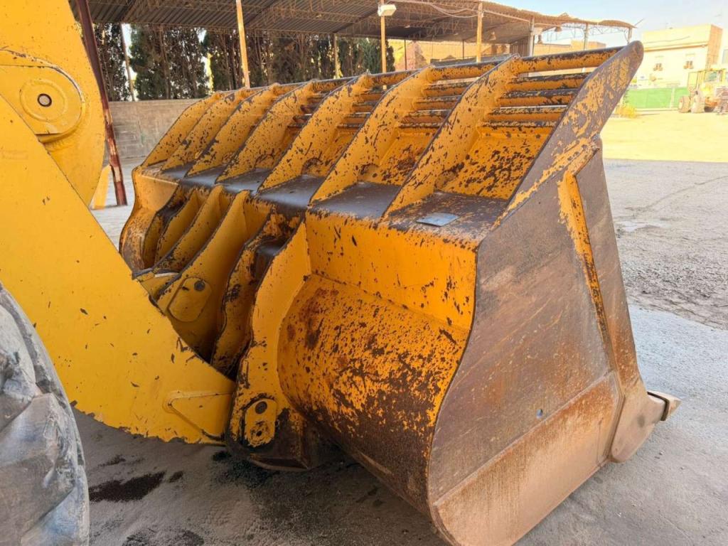 Komatsu WA500-6 Foto 2