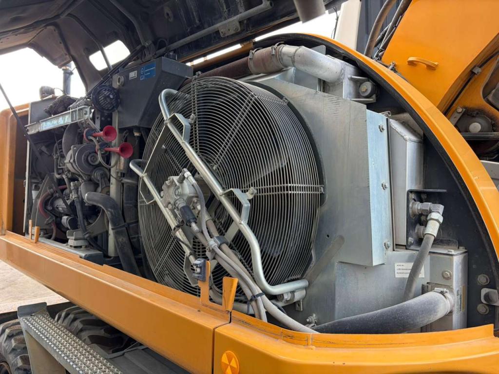 Liebherr A918 Foto 18