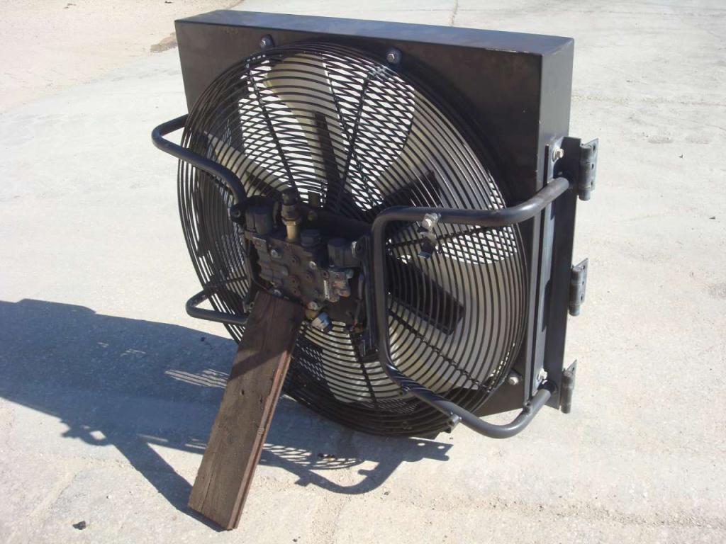 Ventola di raffreddamento per PALA GOMMATA ZW310 Foto 2
