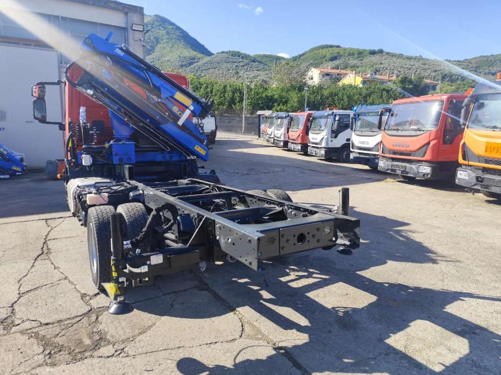 Iveco EUROCARGO 80-190 Foto 15