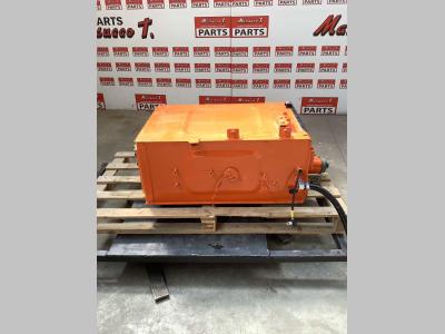 Serbatoio gasolio per Hitachi ZX135US-7 in vendita da Massucco T. Srl Area Ricambi