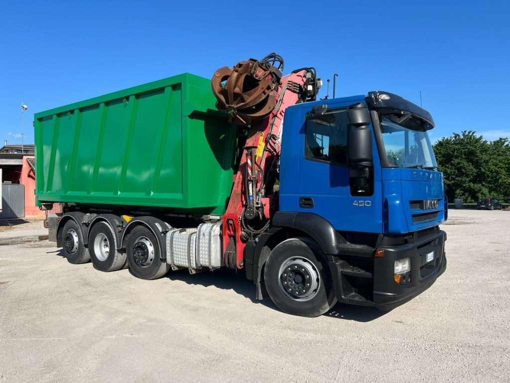 Iveco STRALIS 260.450 SCARRABILE CON GRU Foto 5