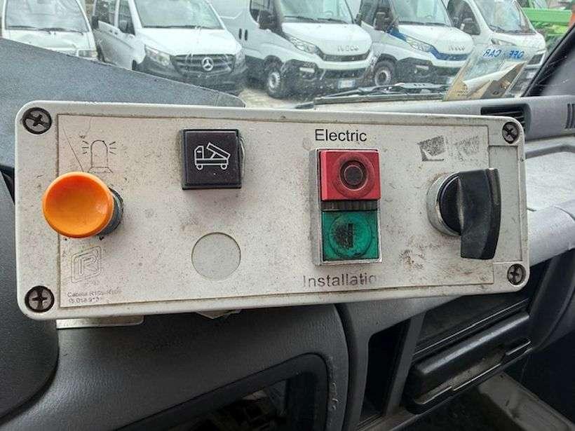 Nissan Cabstar Foto 8