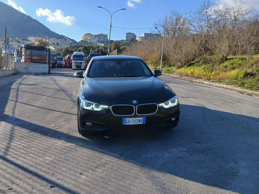 BMW SERIE 3 MODELLO 320D Foto 10