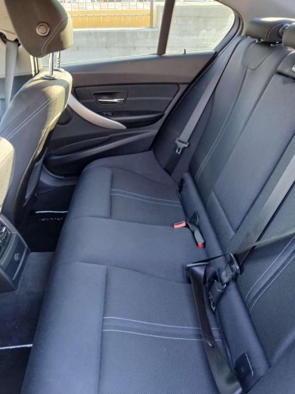 BMW SERIE 3 MODELLO 320D Foto 21