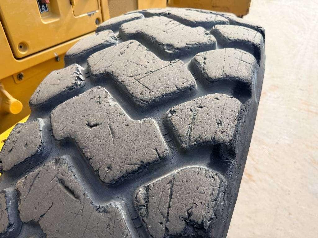 Caterpillar 140M2 Foto 23