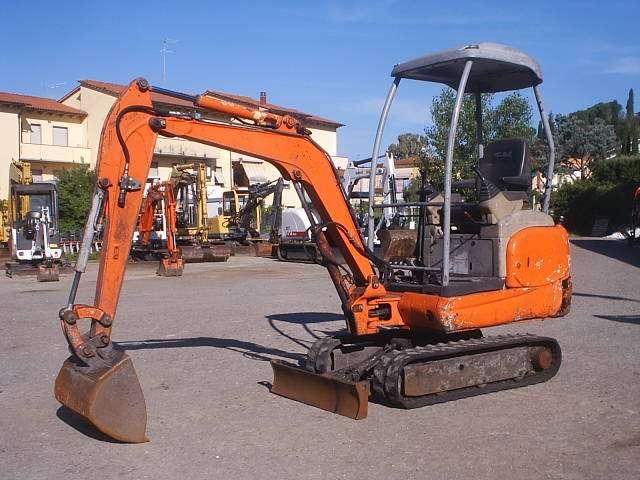 Fiat Kobelco E16 Foto 1