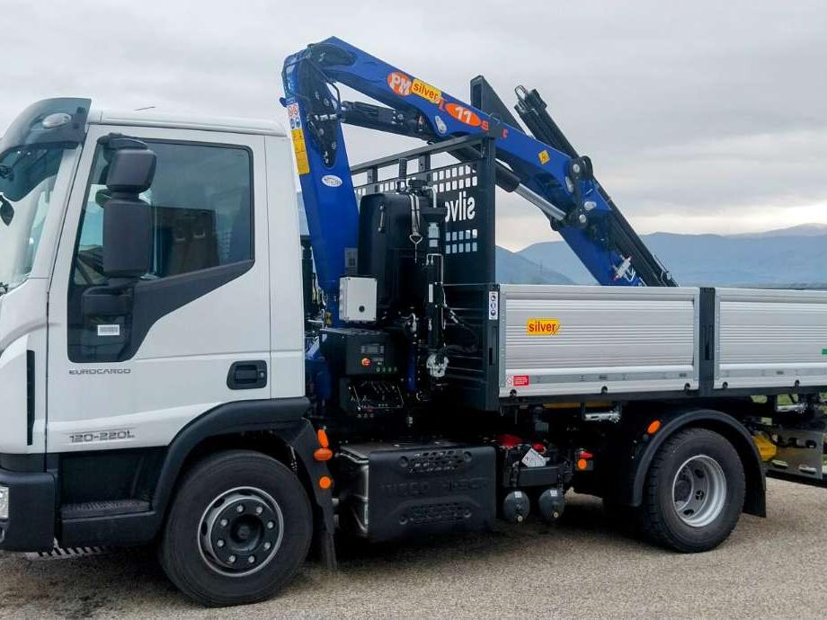 Iveco EURO CARGO ML120EL22 Foto 1