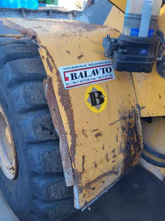 Volvo mudguards for Volvo L150G, L180G, L180G HL Foto 1