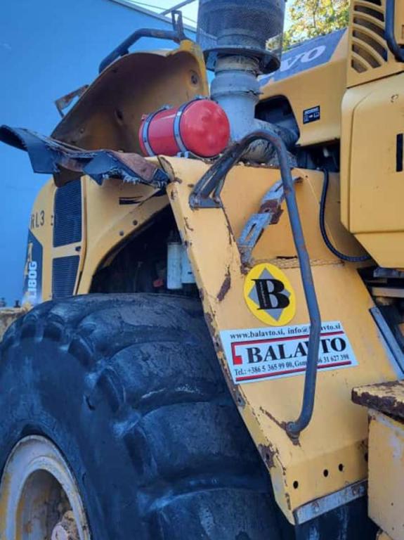 Volvo mudguards for Volvo L150G, L180G, L180G HL Foto 6