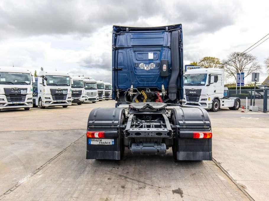 Mercedes-Benz ACTROS 1846 LS +ADR Foto 4