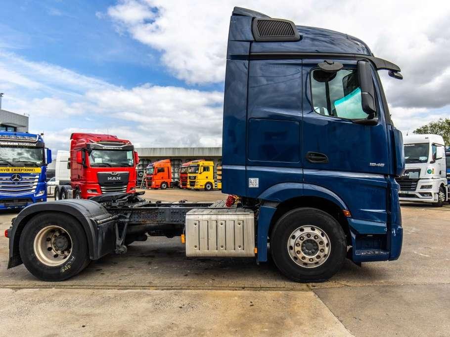 Mercedes-Benz ACTROS 1846 LS +ADR Foto 6