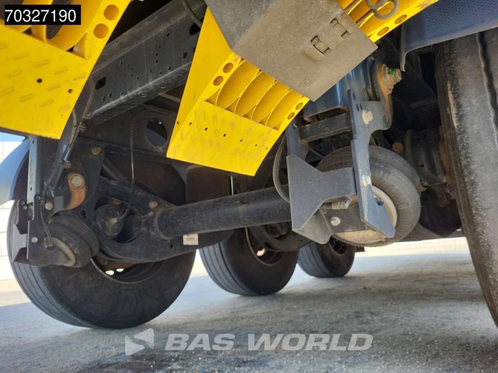 Schwarzmüller Lift + Sliding Roof Lift Axle Hubdach Foto 25