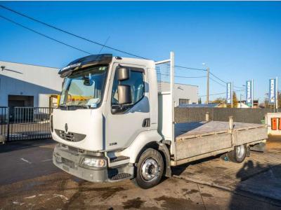 Renault MIDLUM 220 (12T) DXI in vendita da Braem NV