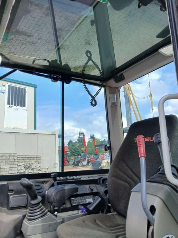 Takeuchi TB230 Foto 8