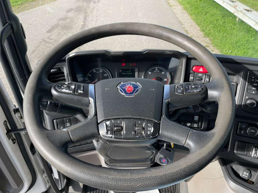 Scania P450 A4X2NA Foto 16