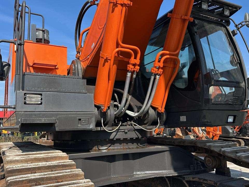 Hitachi ZX870LCR-5B Foto 6