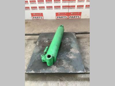 Pistone sollevamento per Merlo P28.8 in vendita da Massucco T. Srl Area Ricambi