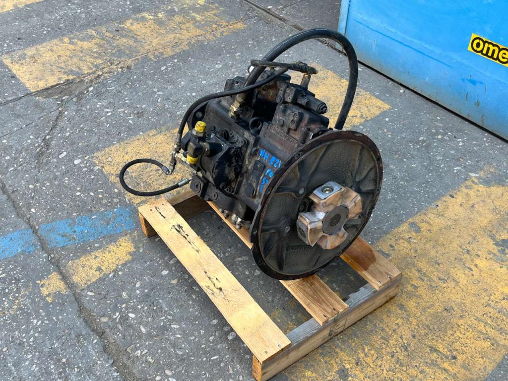 New Holland E215B Foto 23