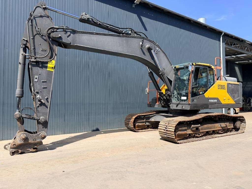 Volvo EC300E L Foto 1