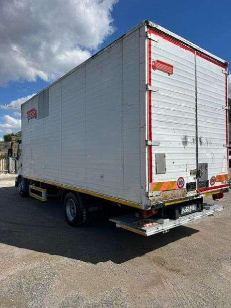 Renault MIDLUM 240 Foto 3
