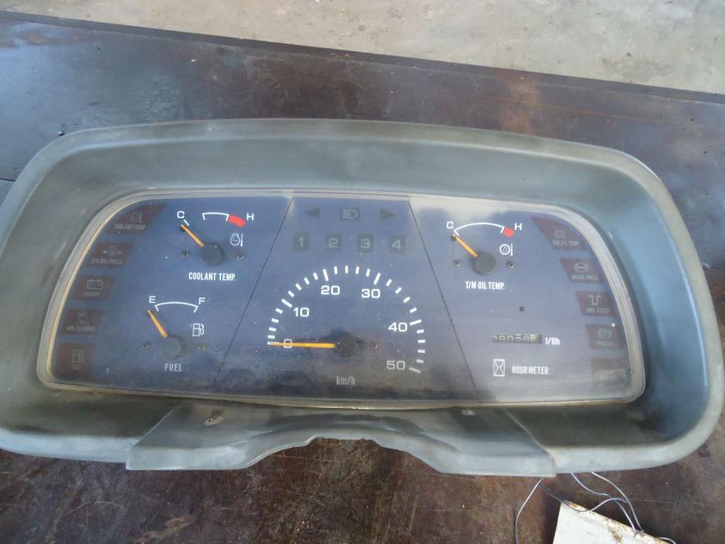 Quadro strumenti per Fiat Hitachi da W90 a W270 Foto 1