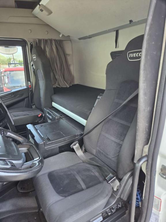 Iveco S-WAY S490 Foto 5