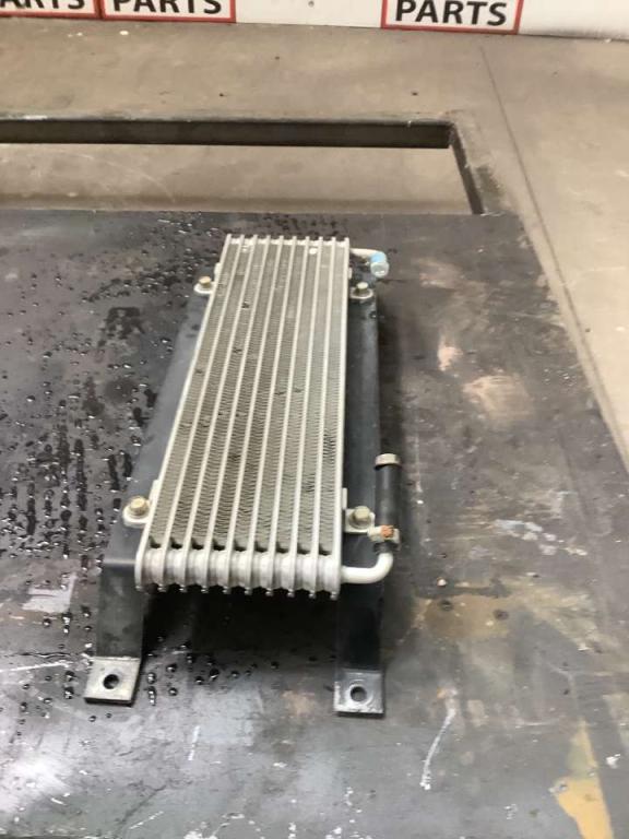 Radiatore gasolio (fuel cooler) per New Holland E 385 Foto 2