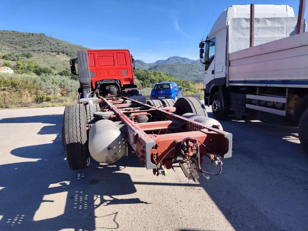Iveco STRALIS HI-STREET 260S31 Foto 16